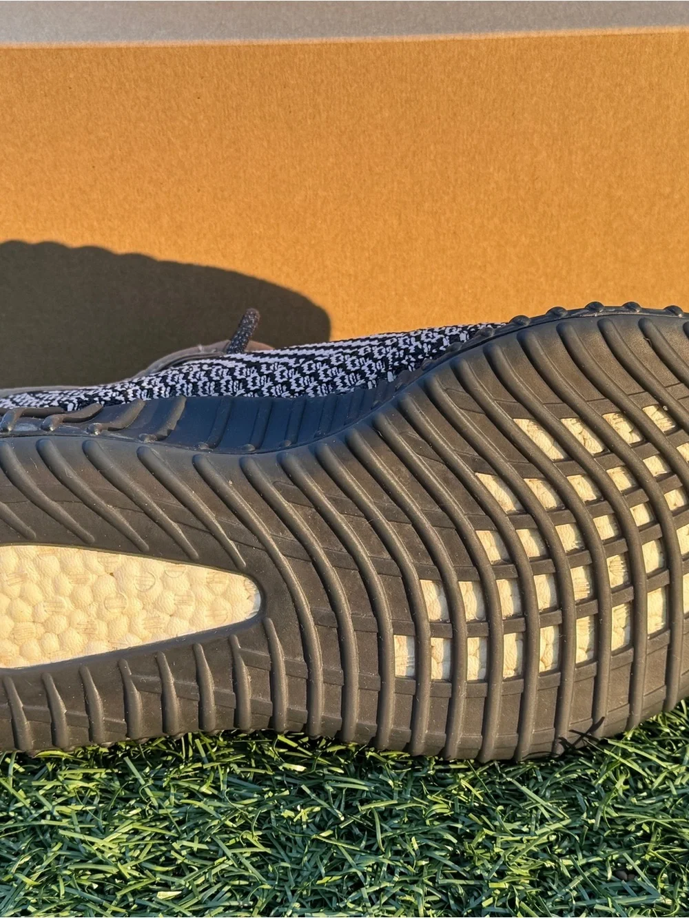 Yeezy distinctive knit